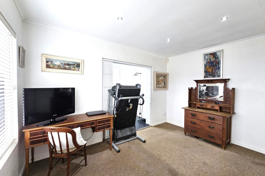 2 Bedroom Property for Sale in Wavecrest Eastern Cape